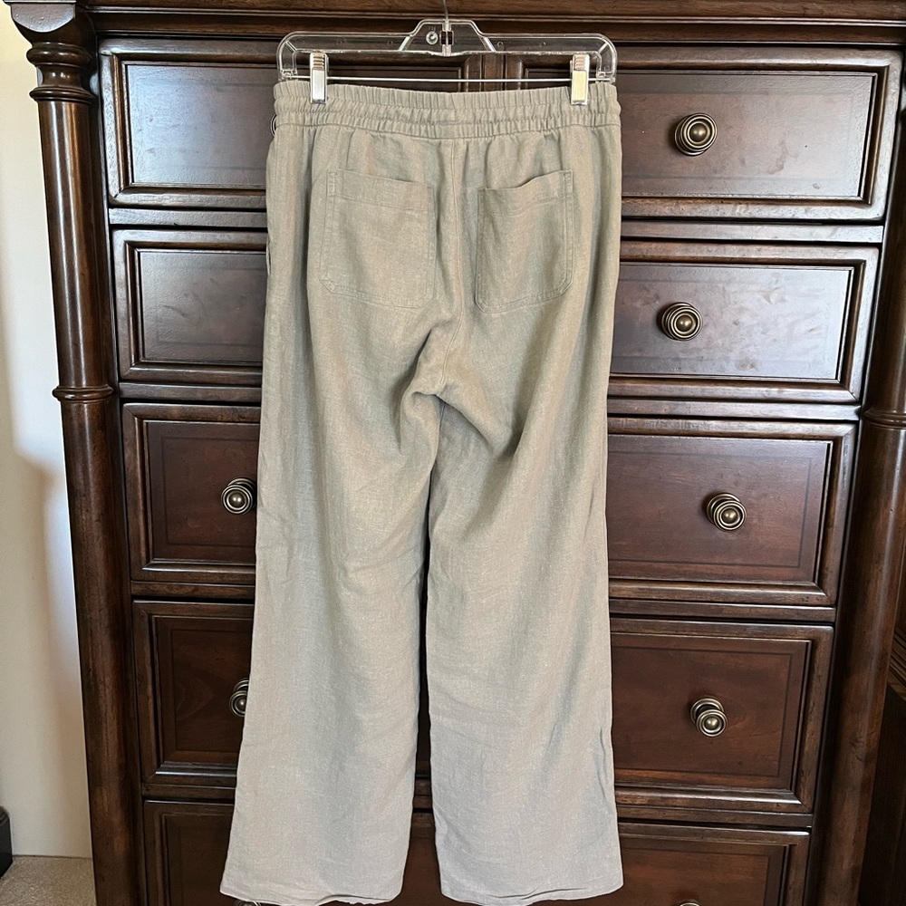 Old Navy Linen Blend Wide Leg Pants - Picture 2 of 4